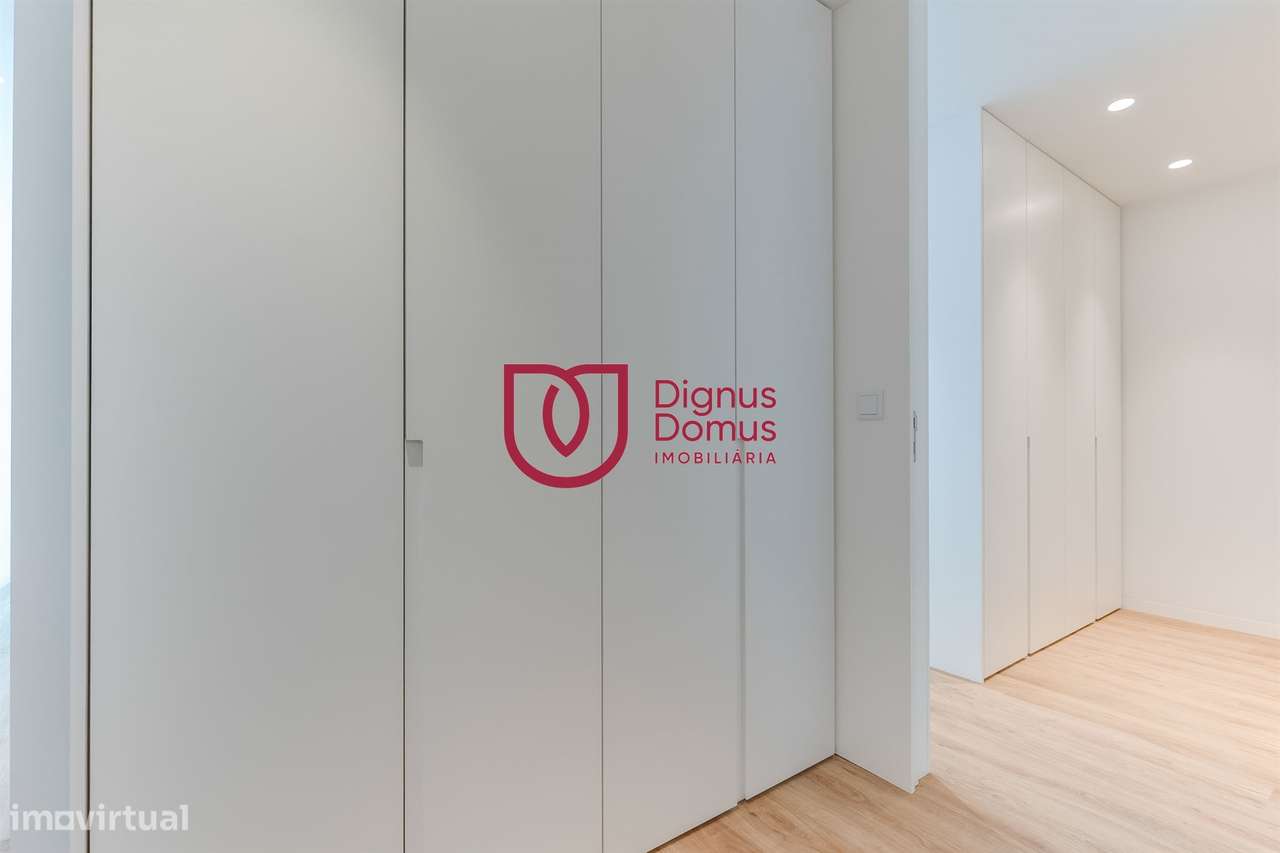 Apartamento T3 com 2 Lugares de Garagem — Centro de Gaia-27