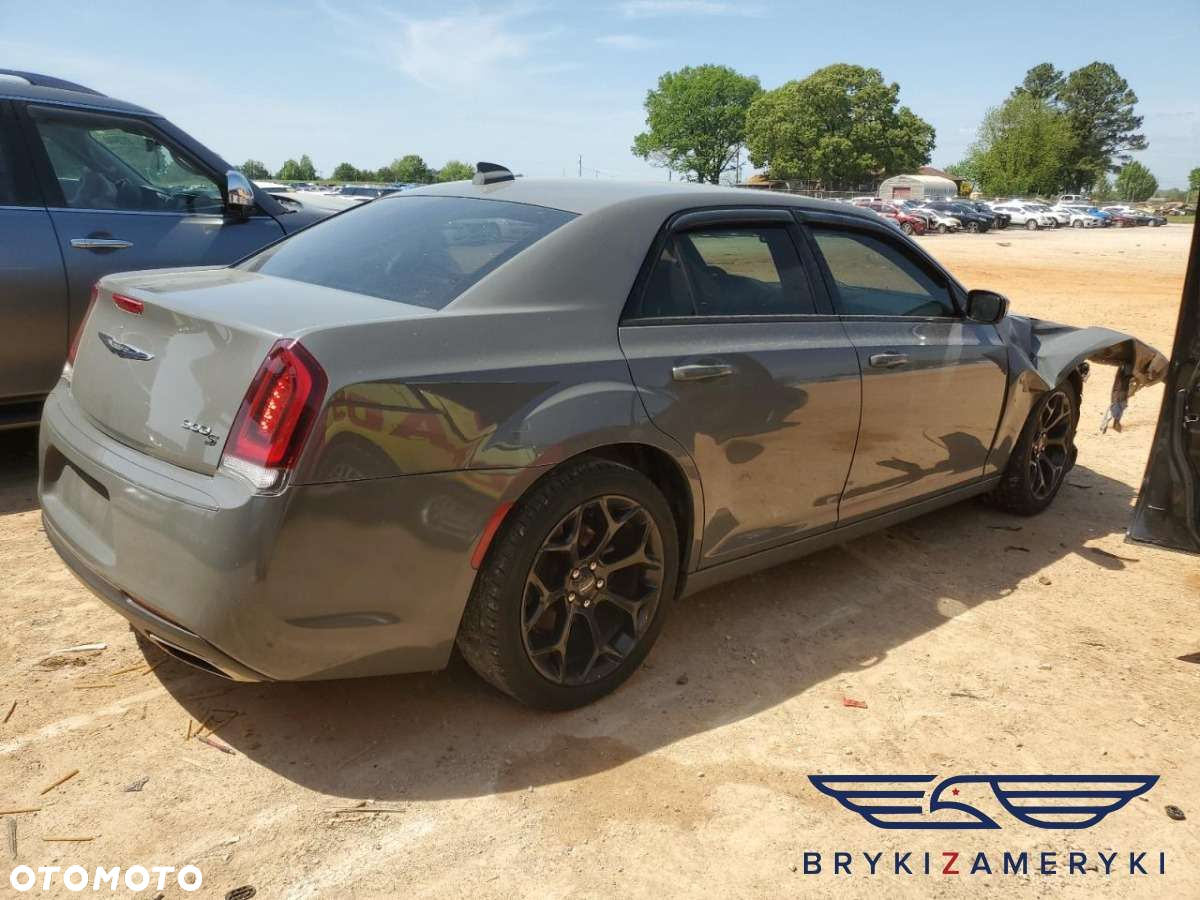 Chrysler 300s - 5