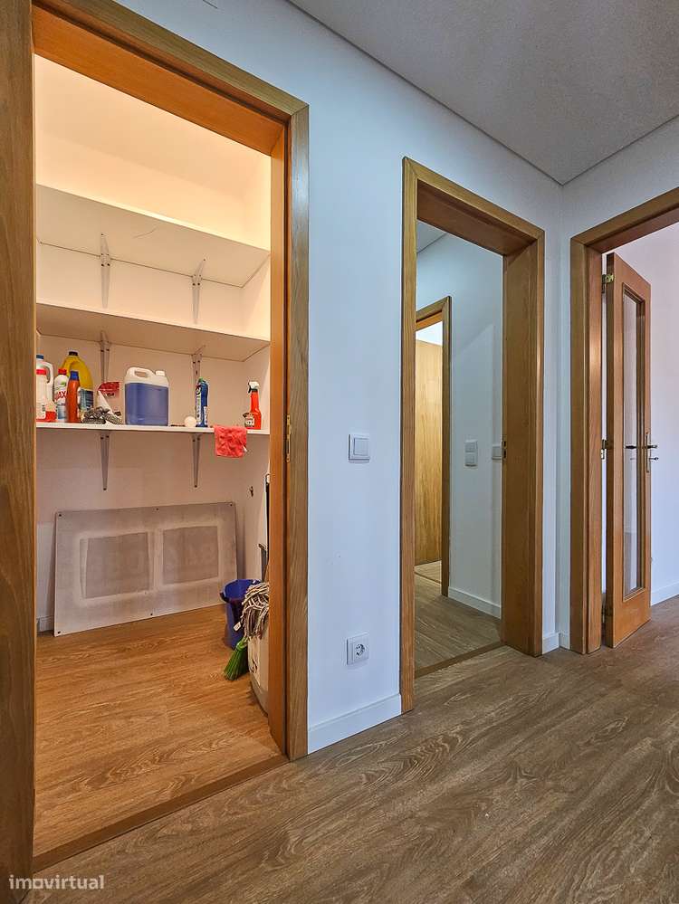 Apartamento Familiar Remodelado: Conforto e Comodidade na Sua Nova Cas-24