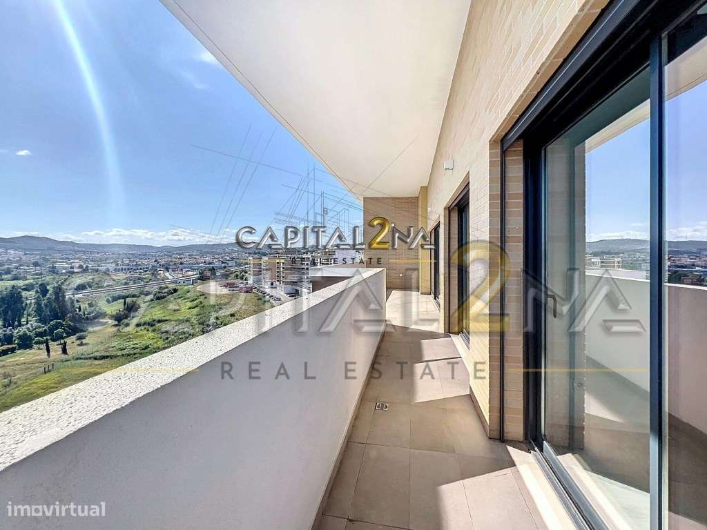 Penthouse T3 Duplex com Piscina Privada Aquecida, Terraço e Box par...-33