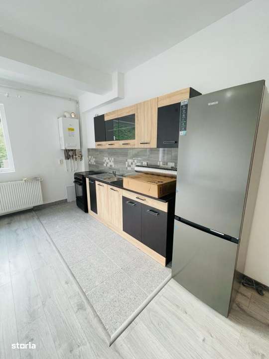 Apartament 2 camere 50 mp utili si garaj, zona Teilor - Imagine principală: 3/8