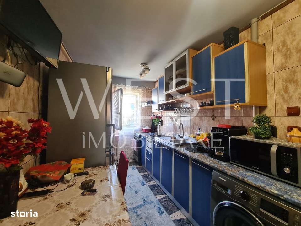 Apartament 4 camere/ Balcon inchis/ Bloc termoizolat/ Zona BIG - Imagine principală: 4/10