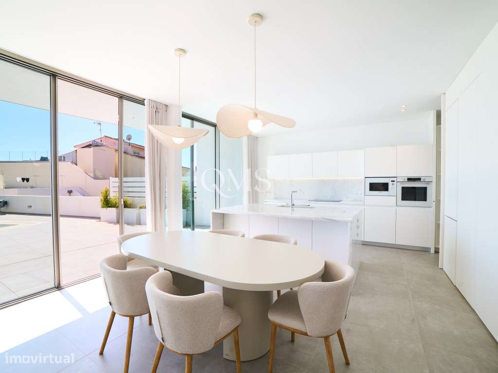 **Um tesouro raro à beira-mar na Cidade Velha de Albufeira** - Grande imagem: 5/40