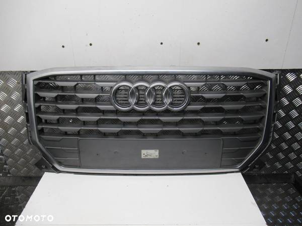 Grill atrapa Audi Q2 81A853651 - 1