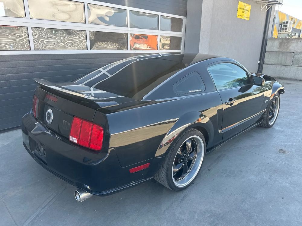 Ford Mustang 2005