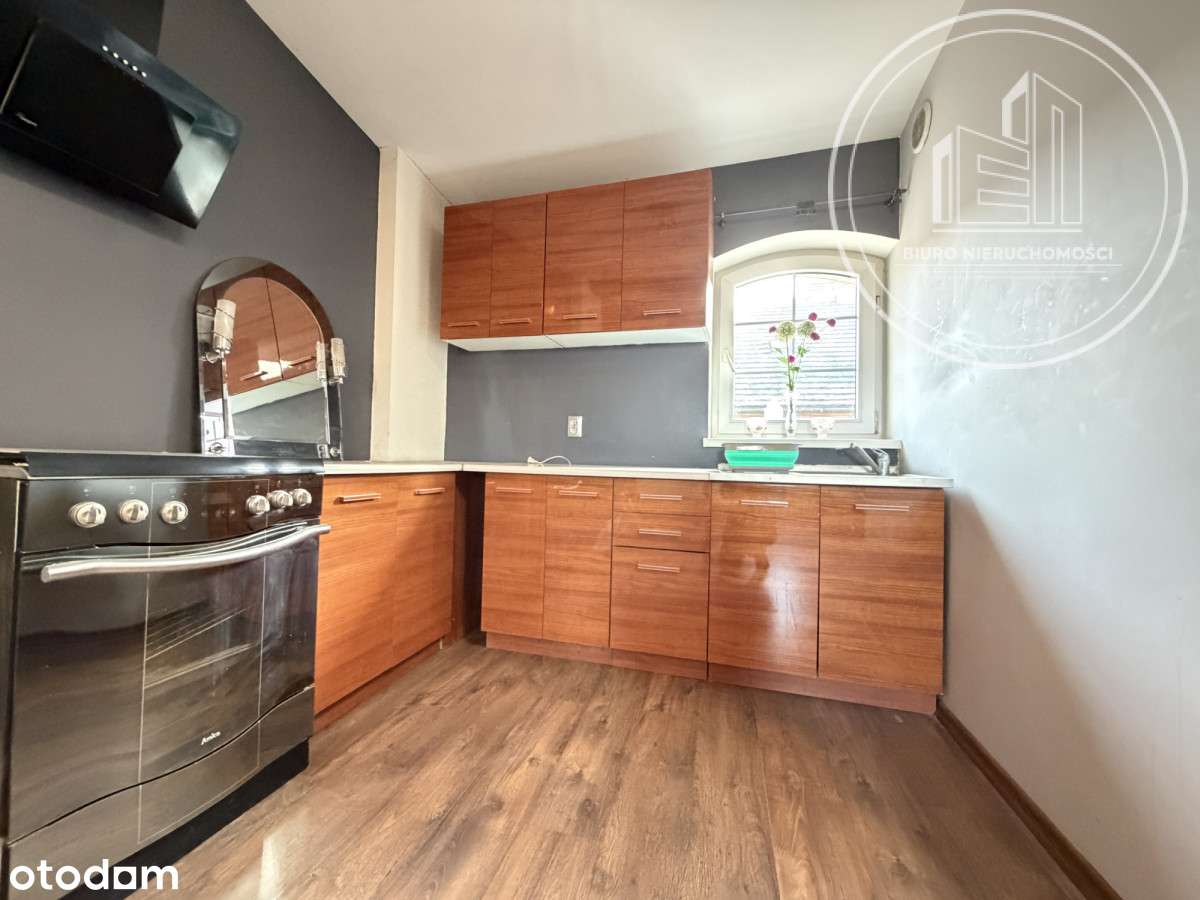 Kamienica w centrum Kożuchowa-246 m2-15