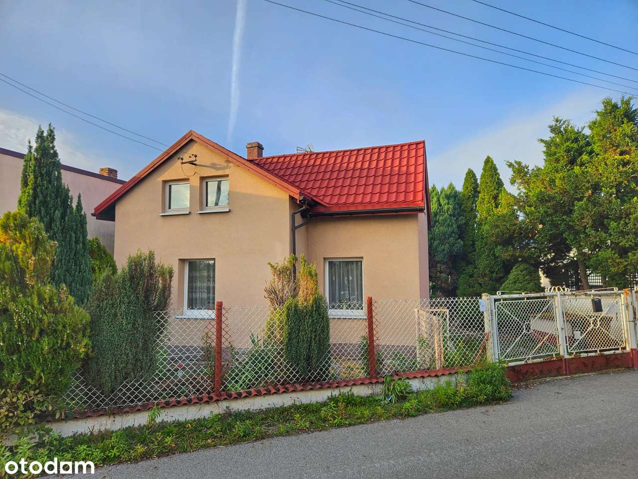 Tylko gotówka, Dąbrowa Narodowa, mały domek, z małą działką-0