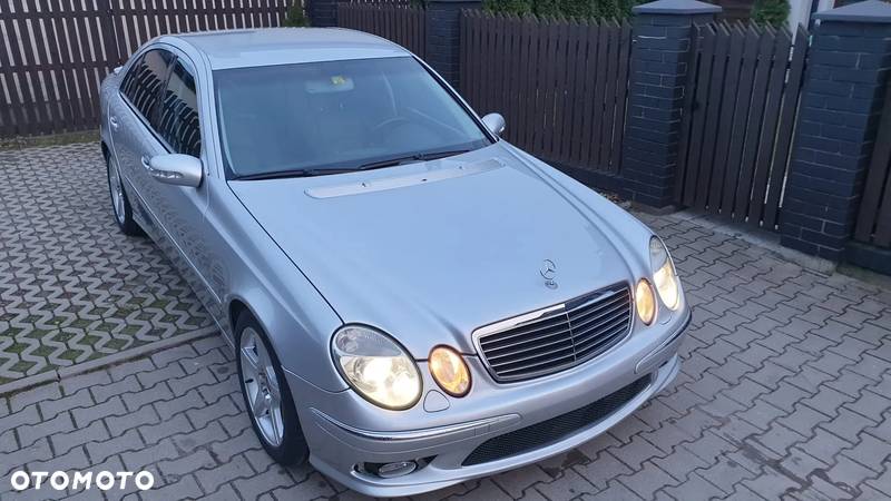 Mercedes-Benz Klasa E 240 4-Matic Avantgarde - 1