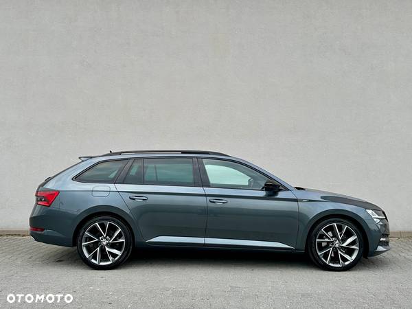 Skoda Superb 2.0 TDI DSG Sportline - 16