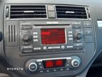 Ford Focus C-Max 1.8 Ghia - 13