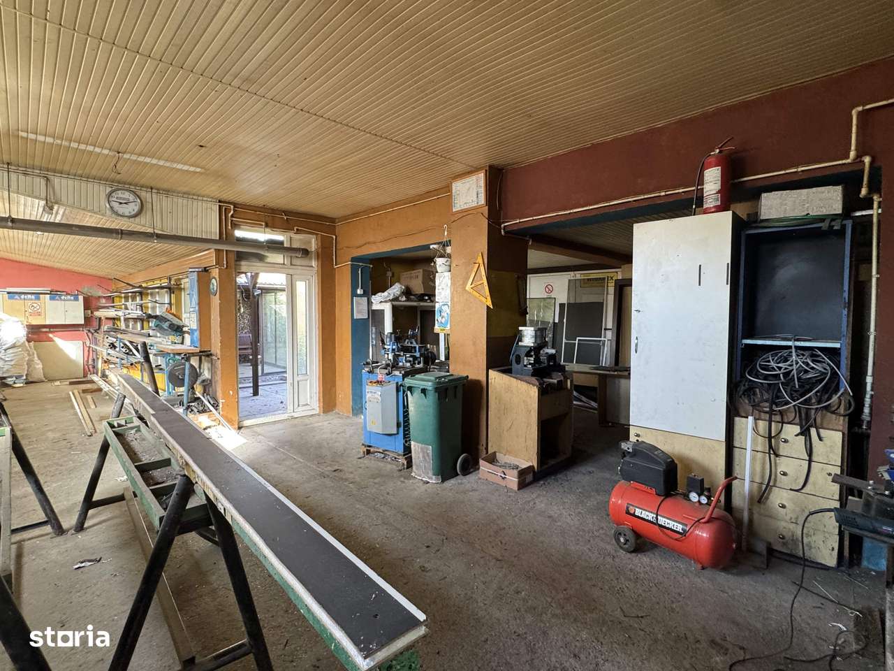 Cladire functiune mixta - Hala prod.+locuinta,400 mp.teren,zona Tunari-4