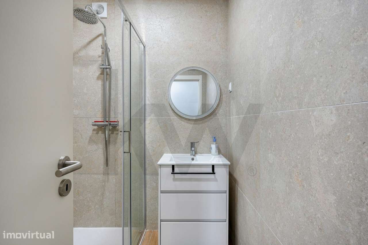 Apartamento T2 - Totalmente remodelado I São Martinho do Porto - Grande imagem: 5/37