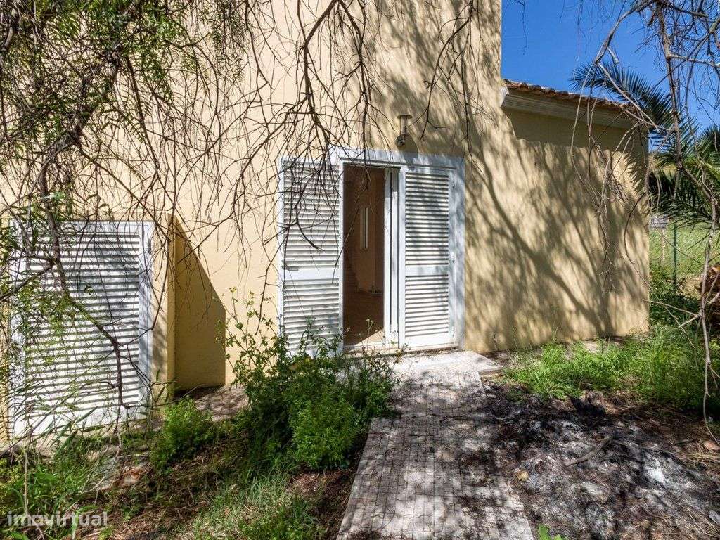 Moradia T2 com terraço em zona tranquila de Tavira-19