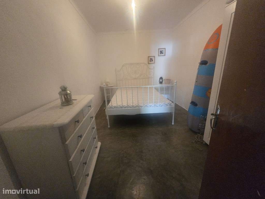 Moradia com T2 + T1 a 5 min da Praia Fluvial de Azenhas d'El Rei-8