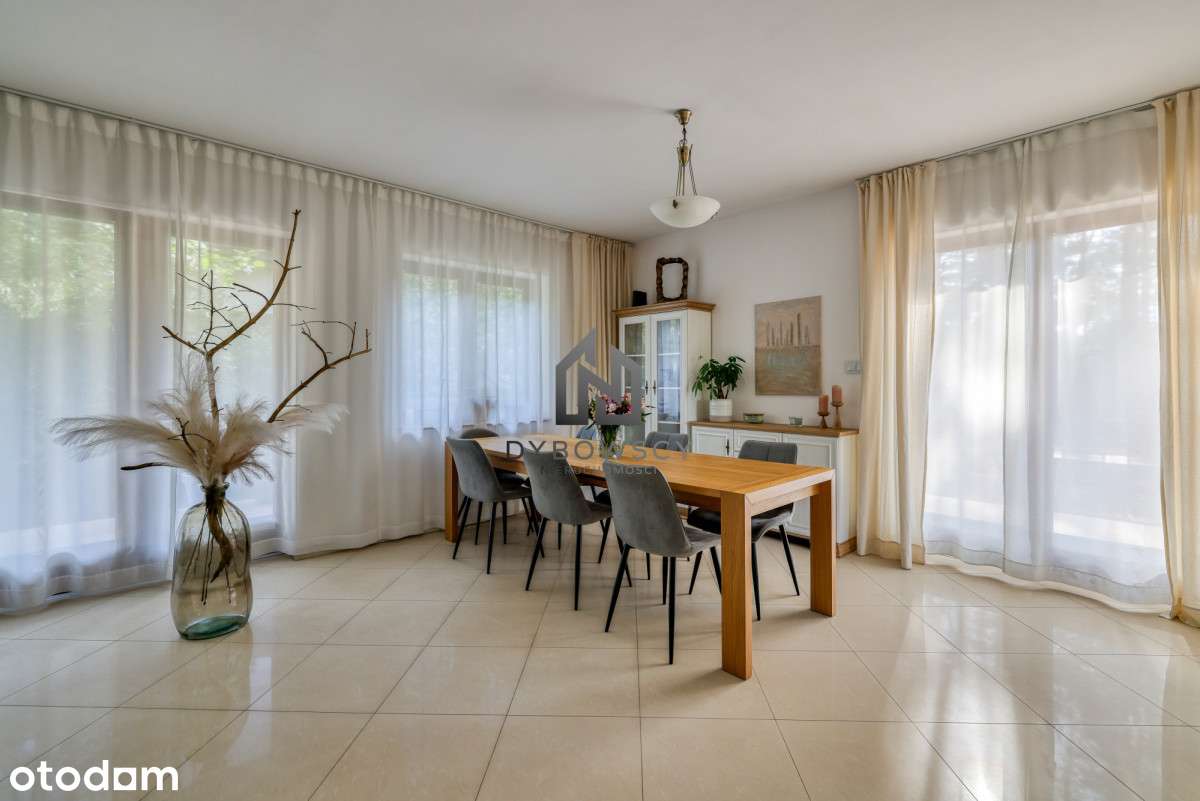 Dom wolnostojący z ogrodem i garażem-Józefów-5