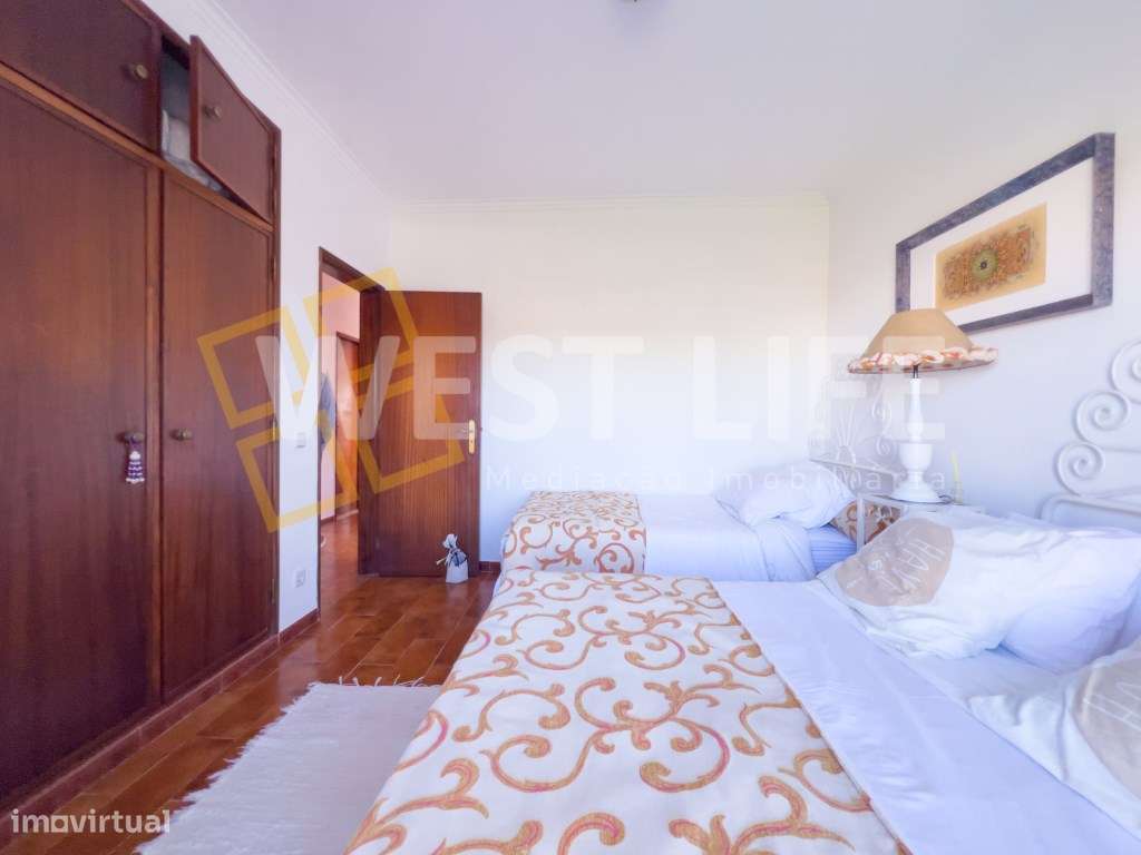 Moradia T4 com Piscina e vista fantástica a 5 minutos da praia - Ca...-19