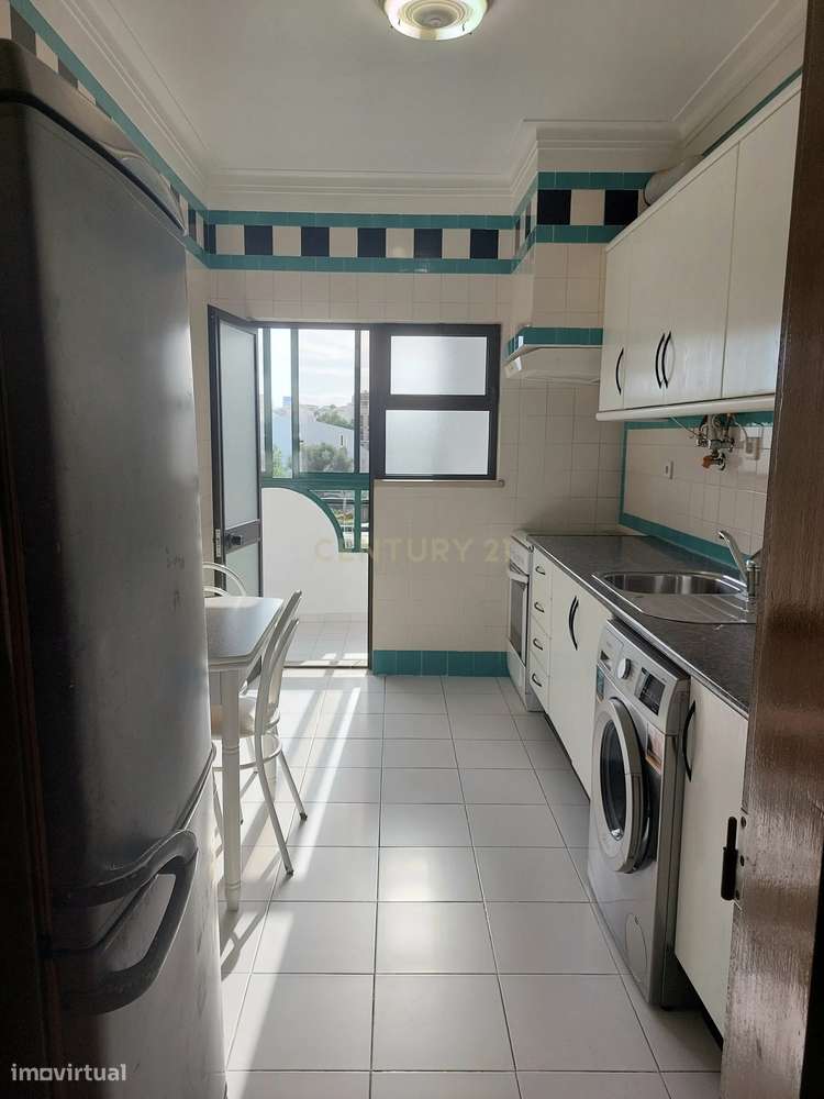 Excelente apartamento T2  no Edifício "Carmix" - Grande imagem: 2/23