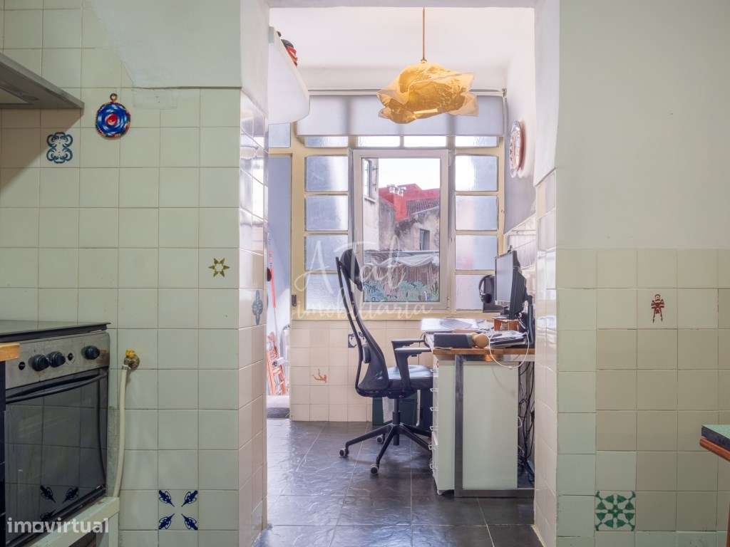 Apartamento T2 C/TERRAÇO no centro de Lisboa-13