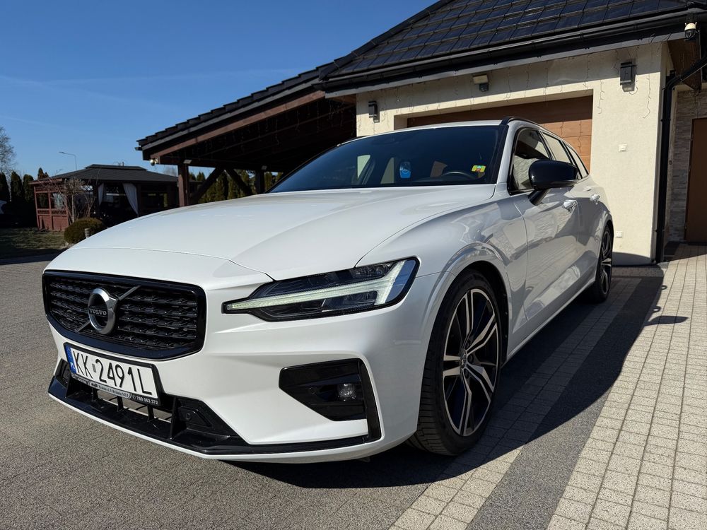 Volvo V60 II B3 B Geartronic RDesign 2020