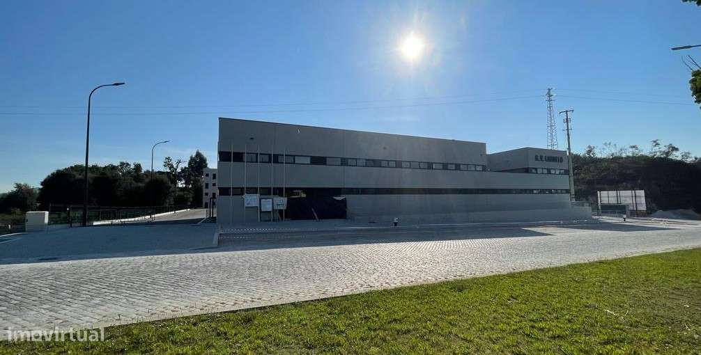 Excelente oportunidade - Lote de terreno com localização privilegiada!-7