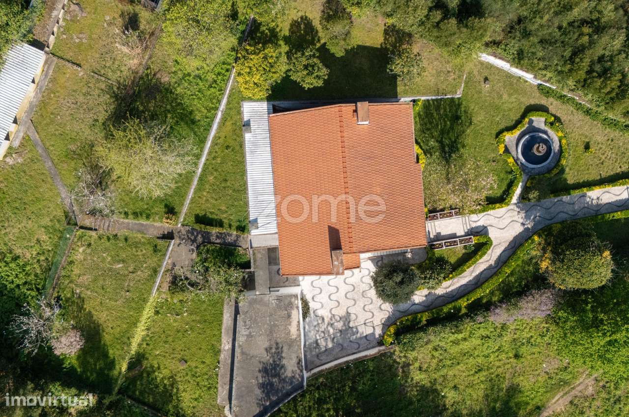 Moradia T5, Independente - S. Mamede Coronado - Grande imagem: 4/29