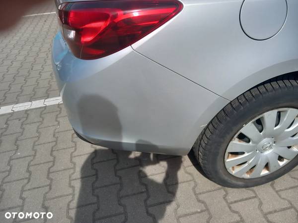 Opel Astra IV 1.4 T EU6 - 18