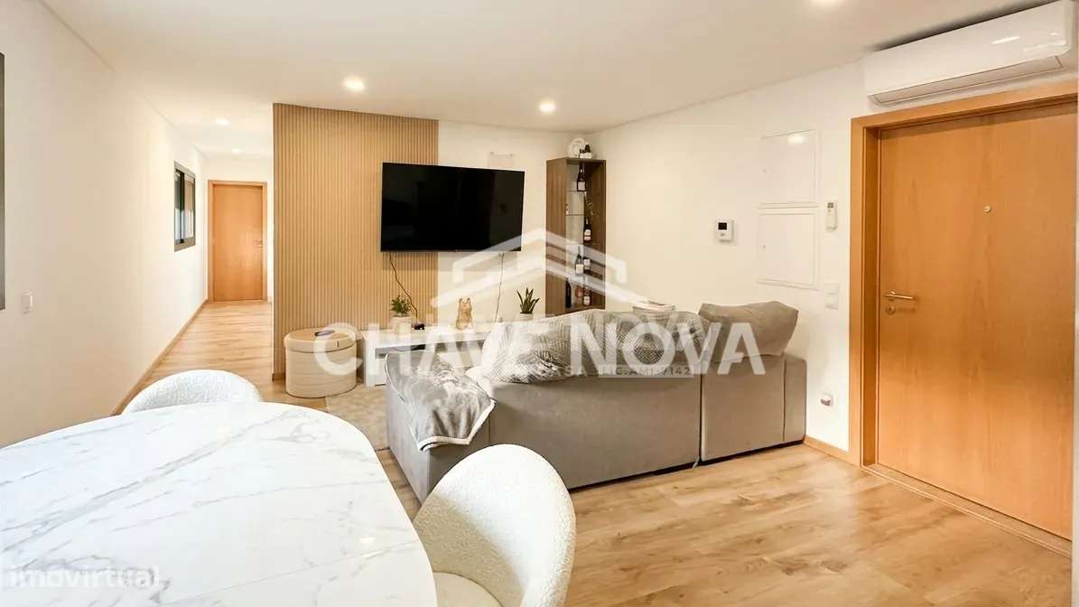 Apartamento T1+1 em Pedroso-4
