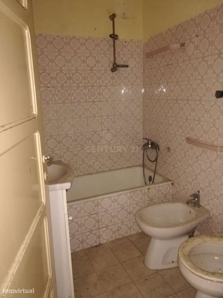 Prédio em São João da Talha, Loures-8