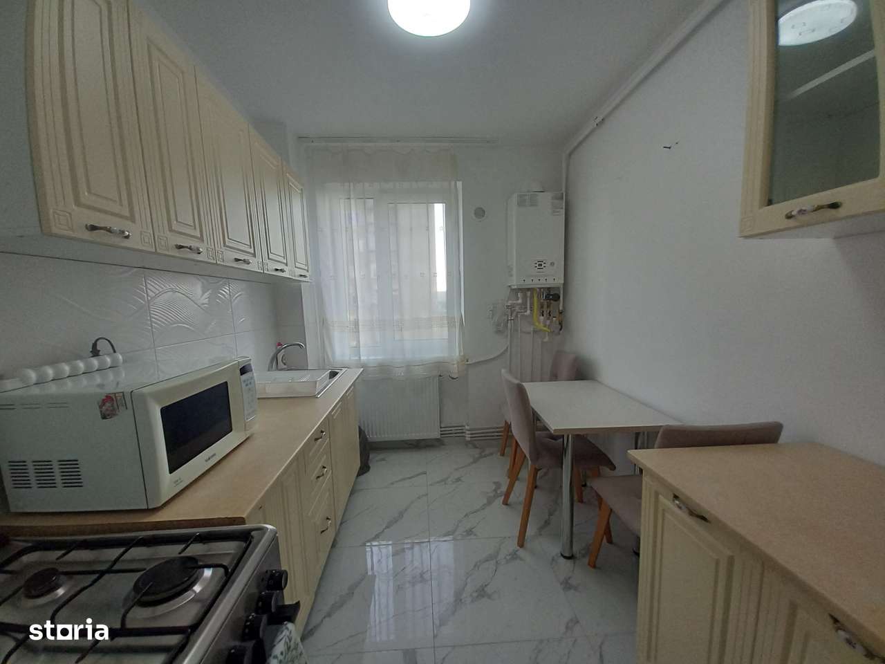 V. Babes - zona Andyvia, apartament 2 camere, etaj intermediar!-0