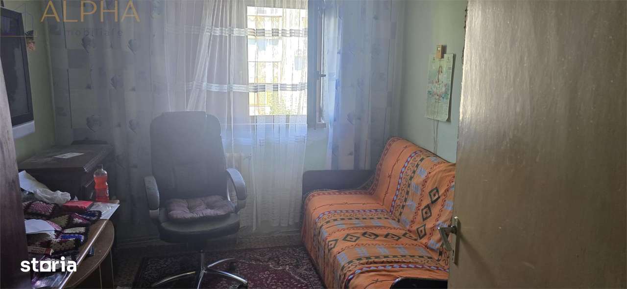 De vanzare – apartament 3 camere, 63 mp, decomandat – 73.000 € neg - Imagine principală: 4/6