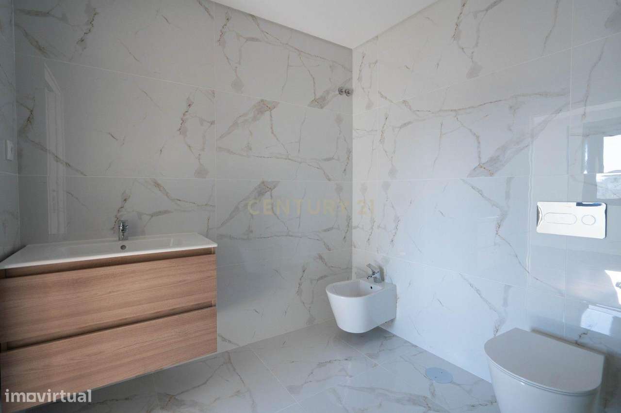 Apartamento T3 - Empreendimento Gardens - Novo-21