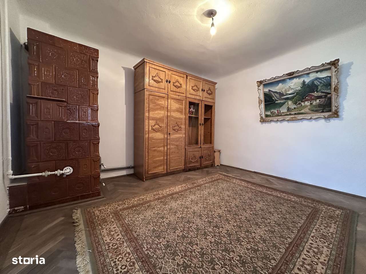 Vanzare casă cu potențial rezidențial și comercial în Pucioasa -441 mp-8