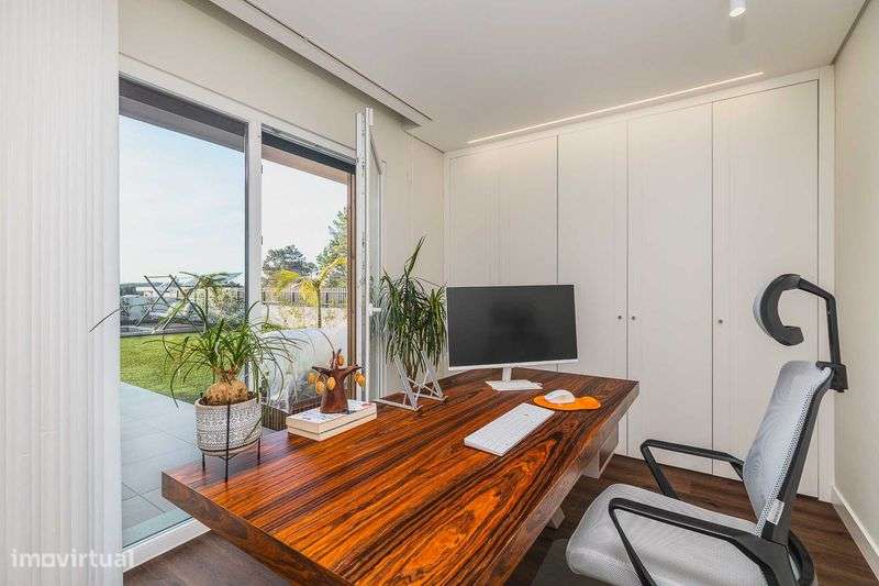 Elegância e Conforto em Azeitão — Moradia T4 Vista Desafogada - Grande imagem: 5/12