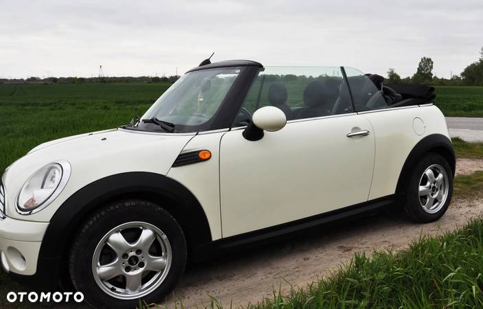 MINI Cooper Cabrio - 12