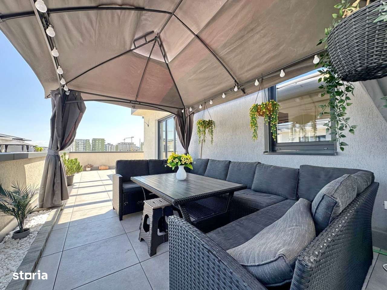 Apartament de 3 camere în Tractorul – Terasă 50 mp, Parcare Subterană - Imagine principală: 3/14