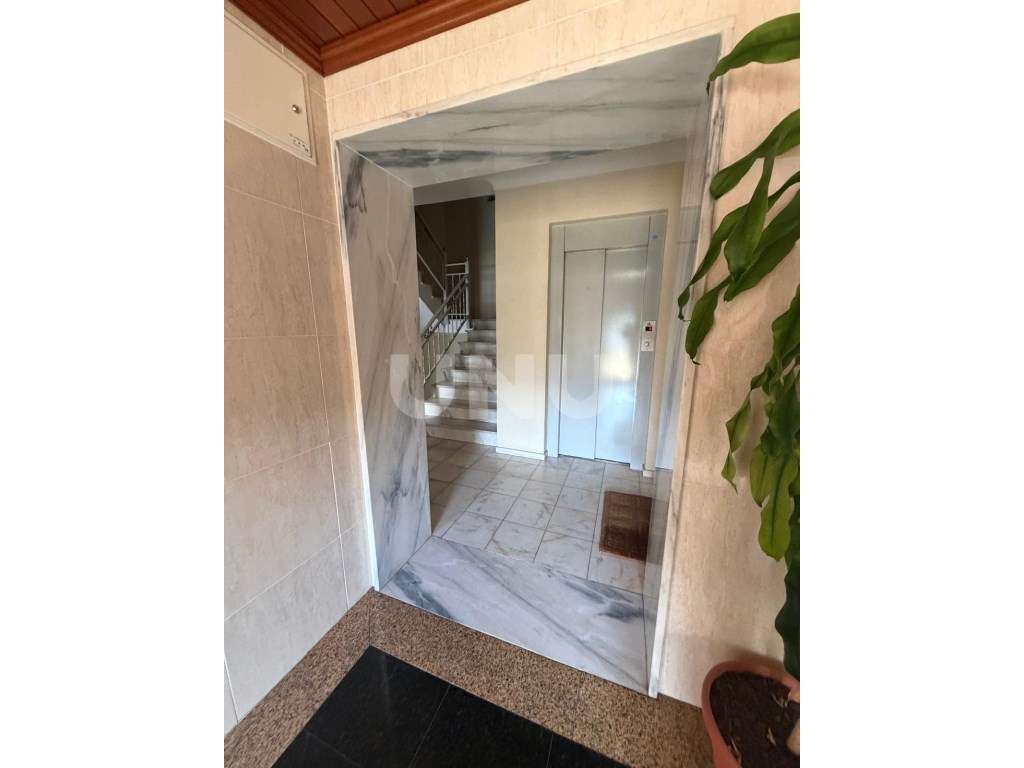 Apartamento T0 na Quinta da Courela - Conforto, Tranquilidade e Exc...-12