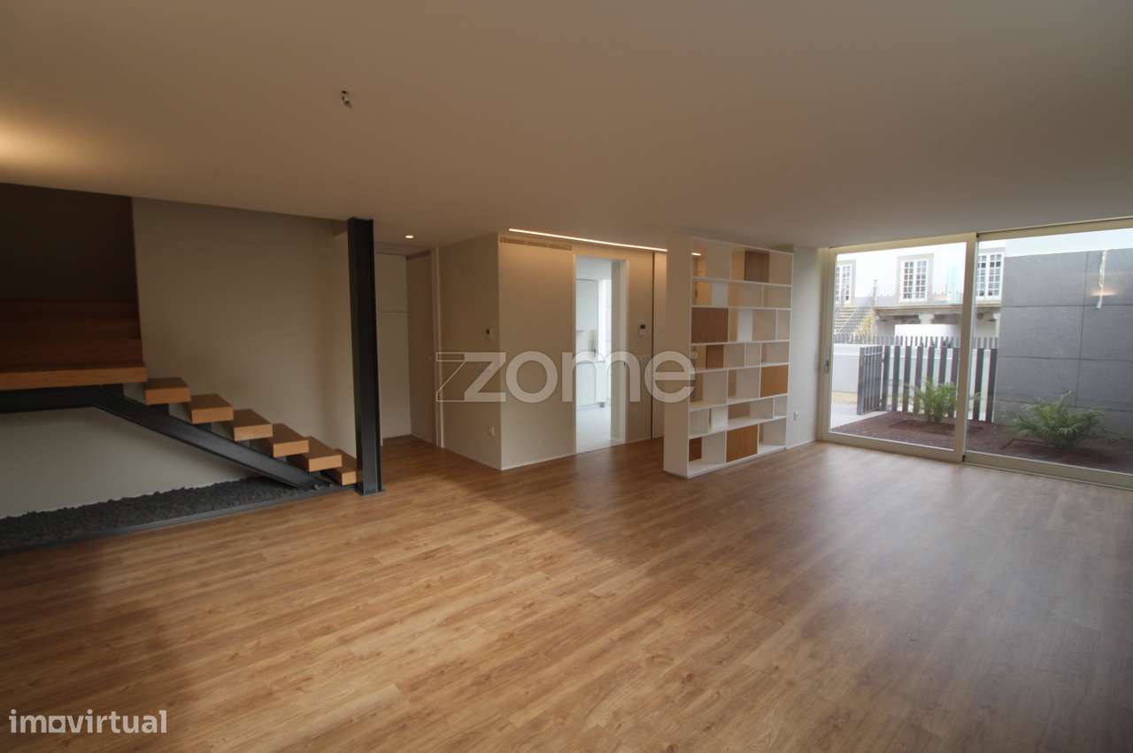 Moradia T3 Duplex - Grande imagem: 1/15