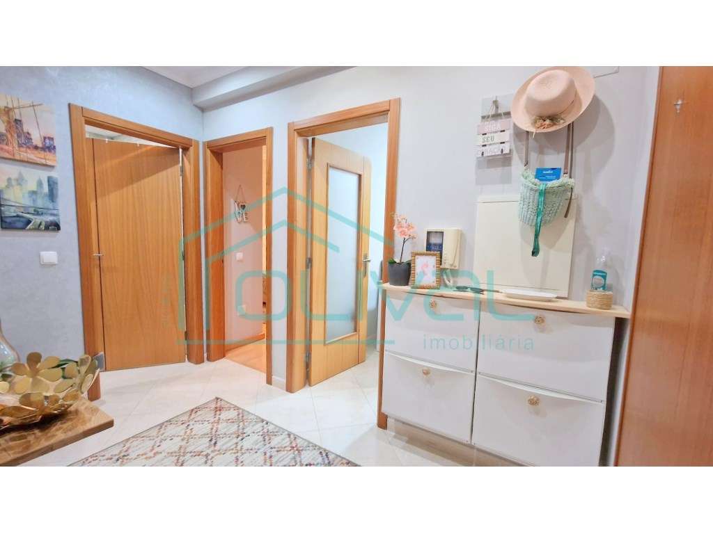 Apartamento T2 Samora Correia-8
