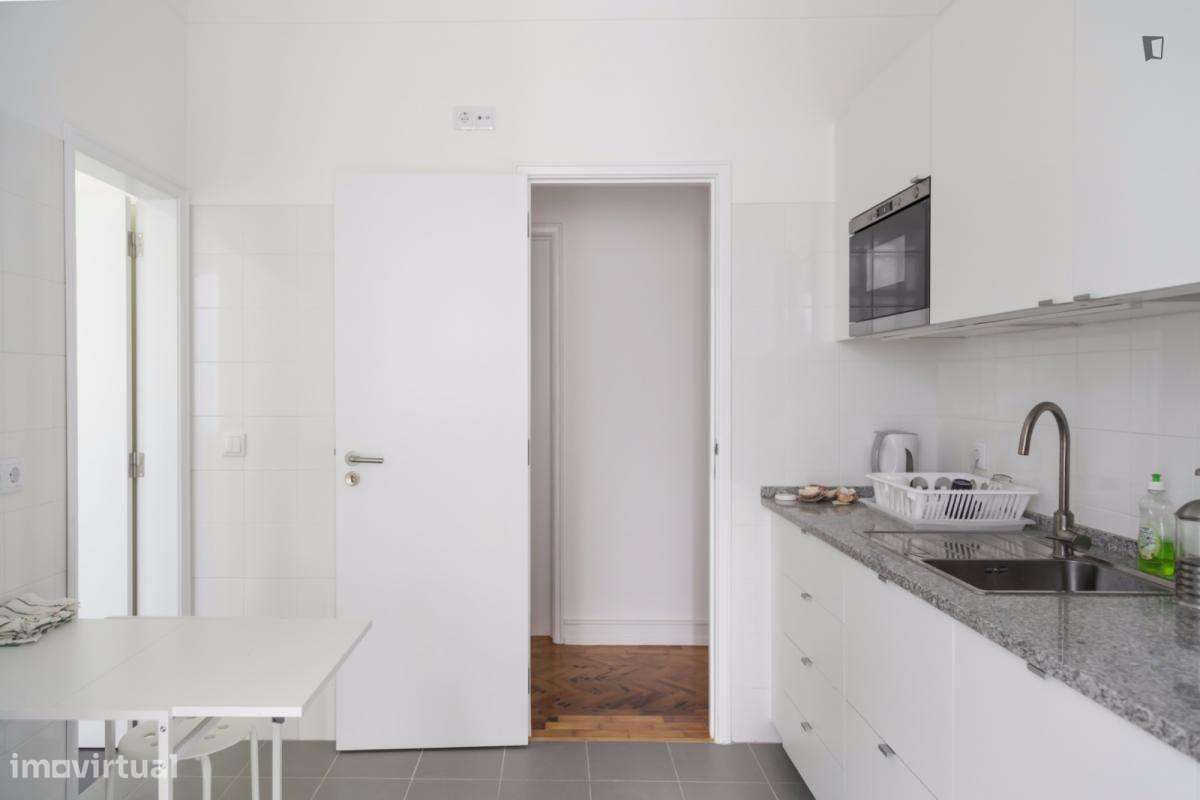 Quarto - localizado em Santa Apolónia Lisbon - Grande imagem: 5/9