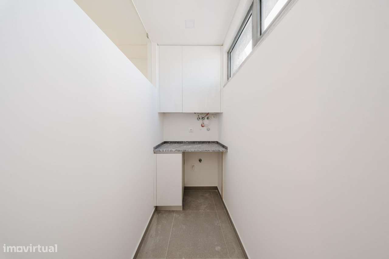 Moradia T5 de Luxo com Piscina e Vista Panorâmica em Mealhada, Loures-24