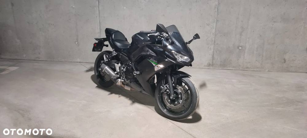 Kawasaki Ninja - 4