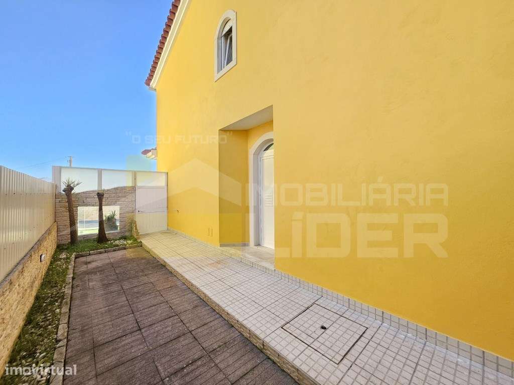 Moradia geminada T3 com piscina, terraço e garagem na Silveira, Tor...-37