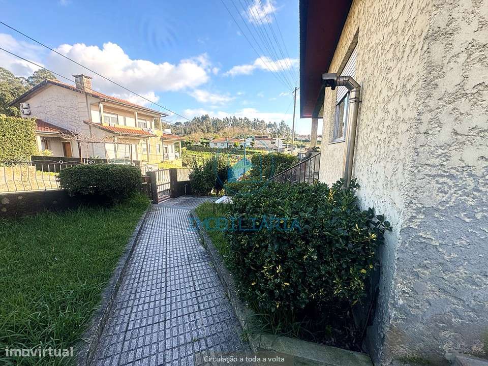 Moradia bifamiliar T4+T1 – terreno, poço, garagem – Anta-40