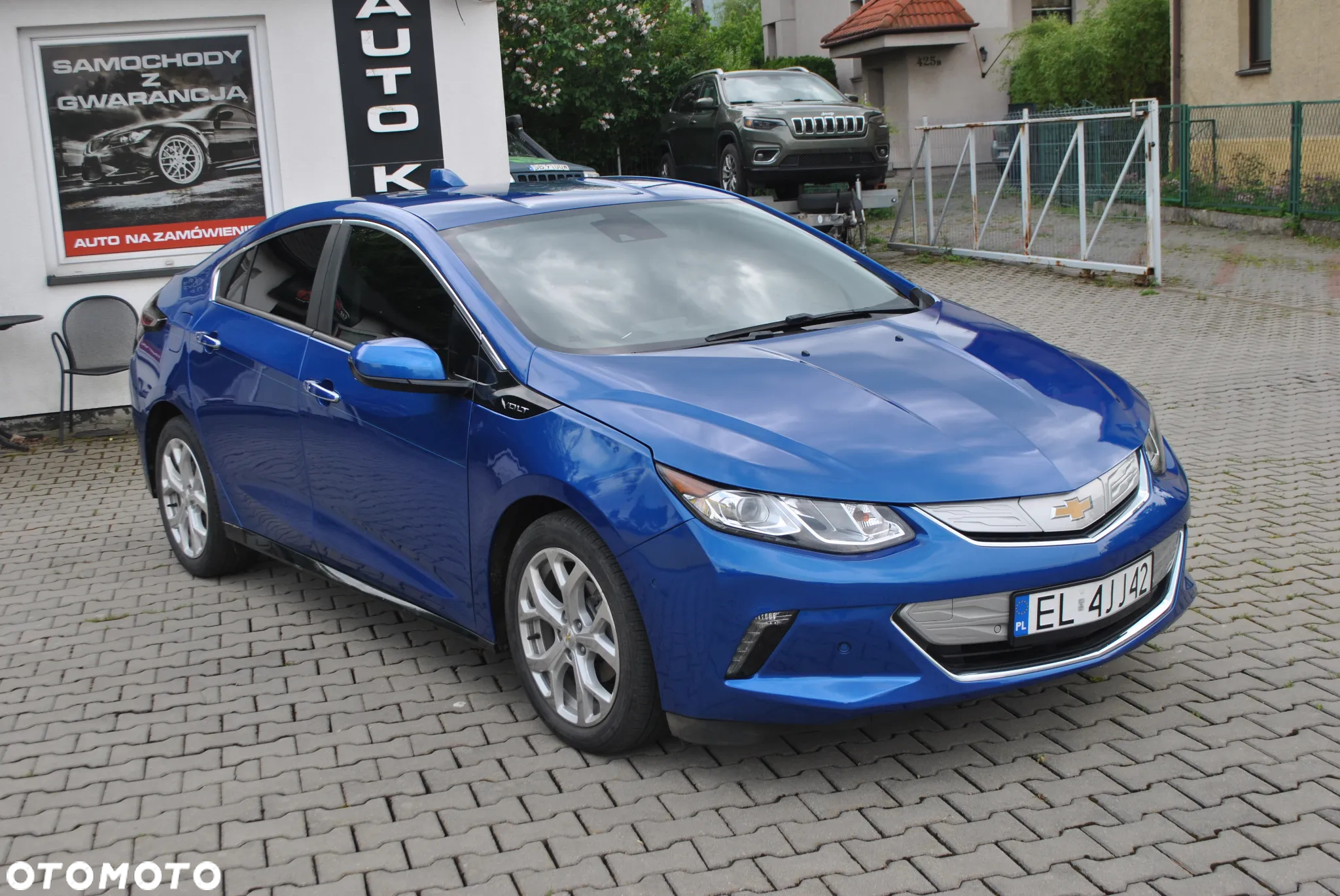 Chevrolet Volt - 2