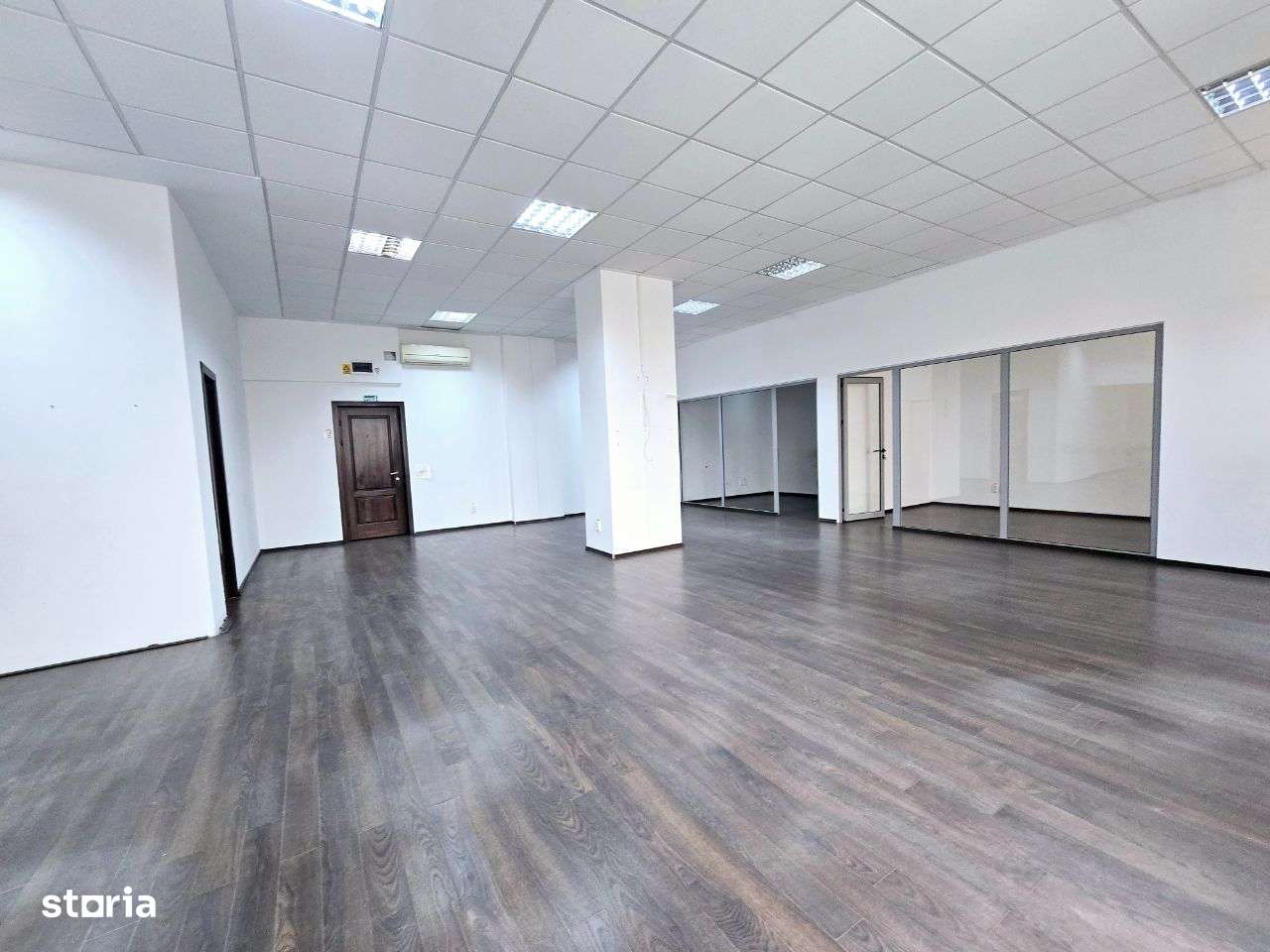 DE INCHIRIAT BIROURI / SALA SPORT 235mp zona PODU ROS 10 E/mp - Imagine principală: 3/12