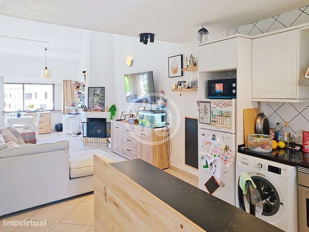 Apartamento duplex com 3 quartos, parqueamento privado e inserido n...-18