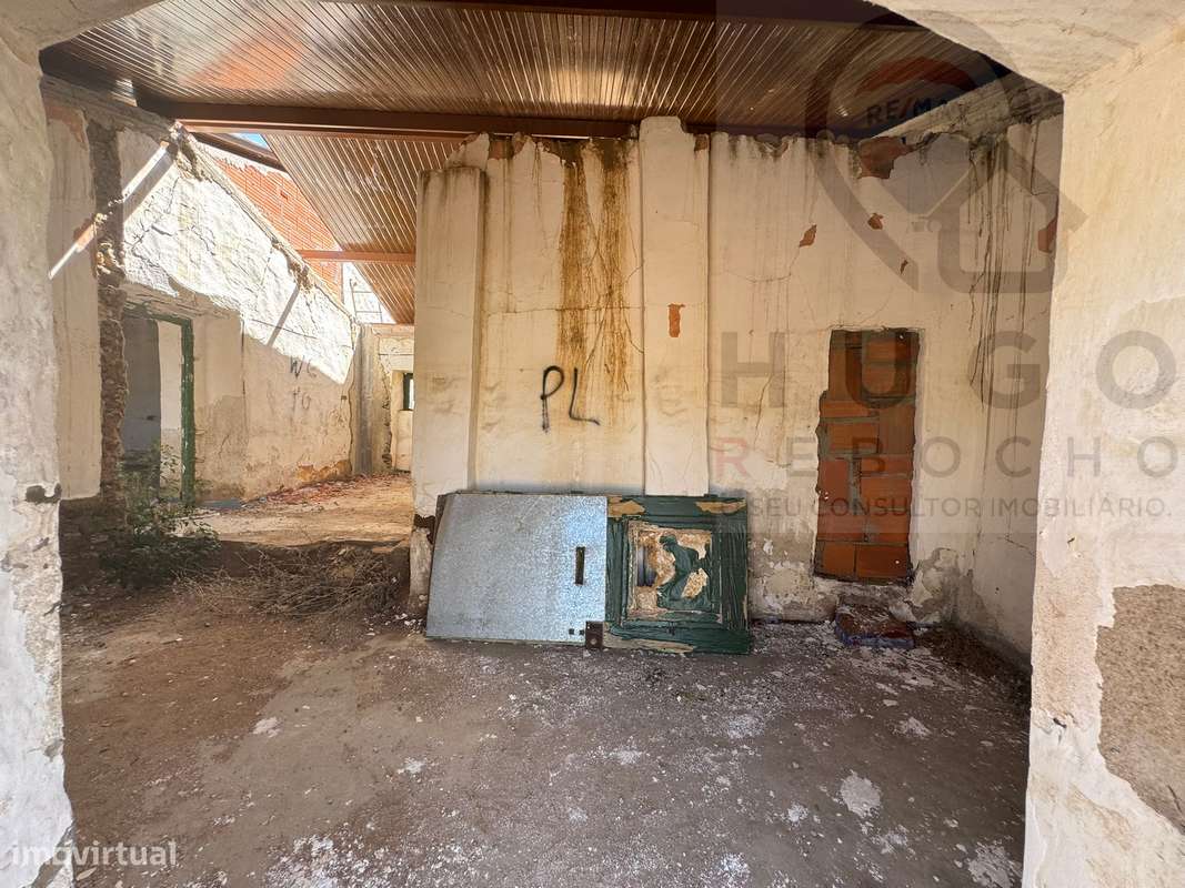 Quinta com 3000m² em Nossa Senhora de Machede-12