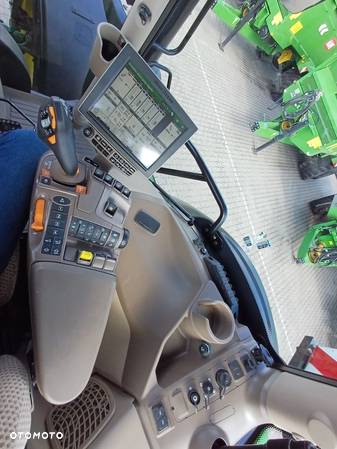 John Deere 6R250 - 11