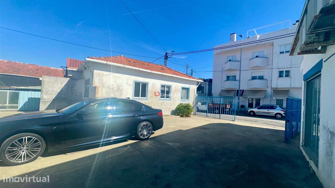 Armazém, Industria em Oliveira do Douro-13