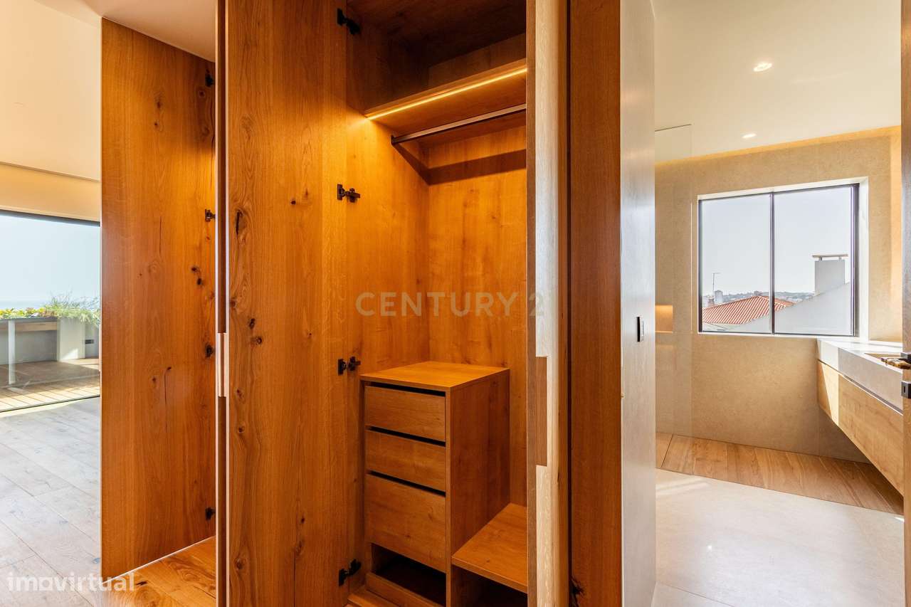 Moradia T4 + T0 Independente — Alto da Parede, Cascais-26